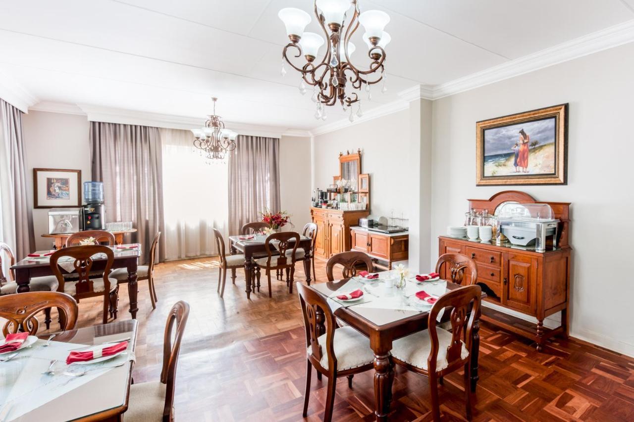 Adato Guesthouse Potchefstroom Extérieur photo
